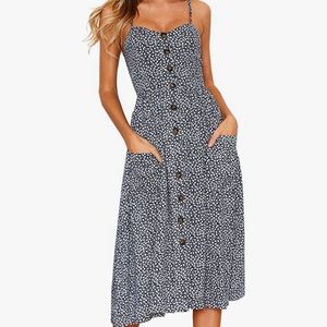 Blue and white dress with pockets Medium